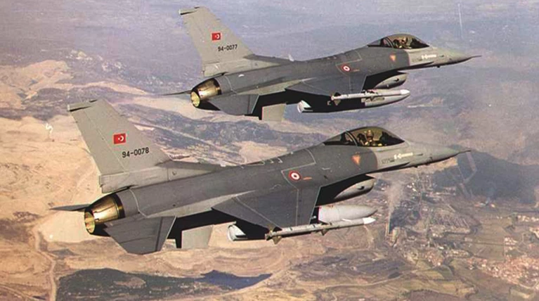 Πτήση τουρκικών αεροσκαφών πάνω από τα Μαύρα Κινάρου