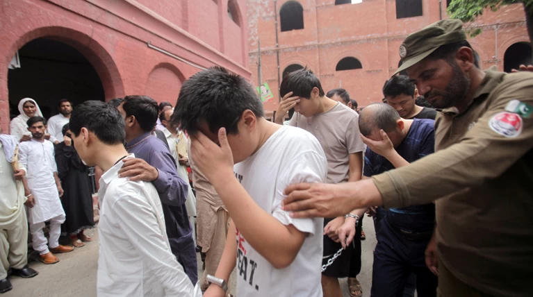 Πακιστάν: 24ωρη πολιορκία μετά την ένοπλη επίθεση-5 νεκροί