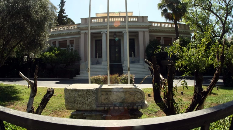 Κυβερνητικές πηγές: Διάψευση κατάργησης των αντιμέτρων, μαζί με αφορολόγητο