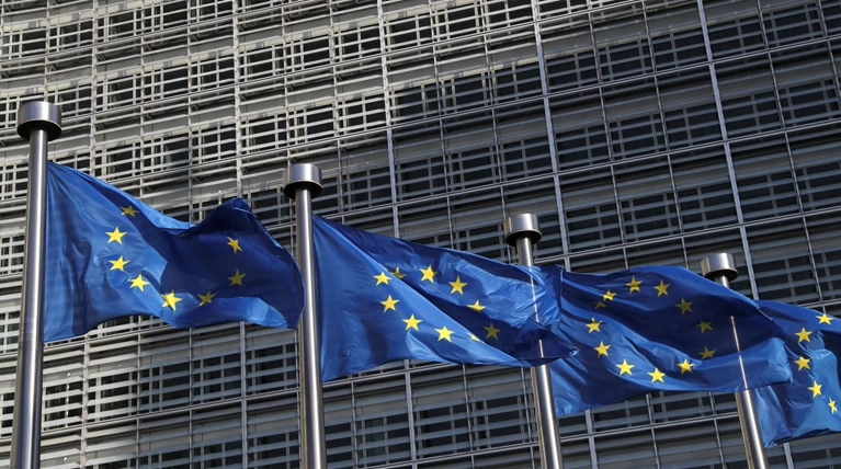 Κομισιόν: Στο 2,1% ο ρυθμός ανάπτυξης της ελληνικής οικονομίας
