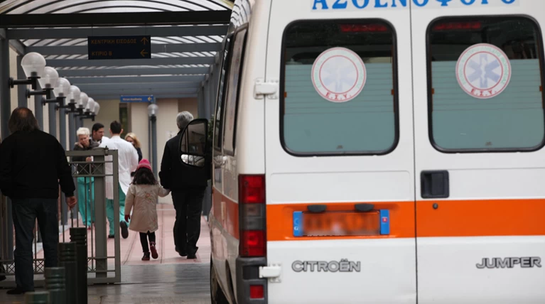 Φως στα αίτια θανάτου της 82χρονης που ήταν θαμμένη στην αυλή της