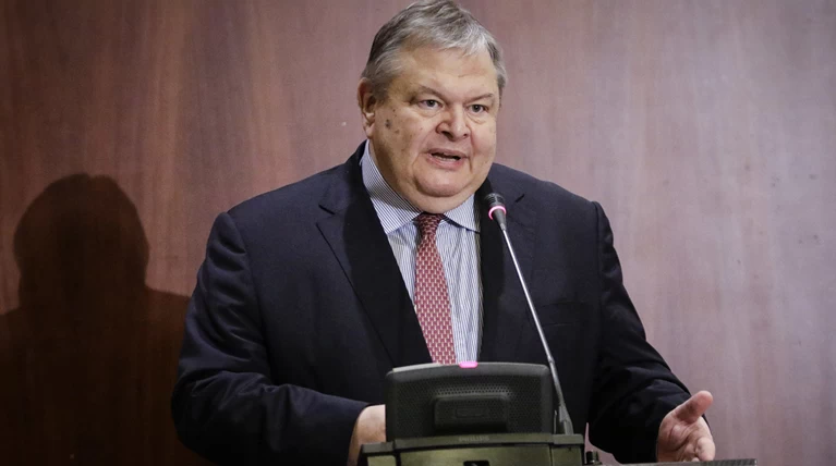 Επιστρέφει στα αμφιθέατρα του ΑΠΘ ο Ευάγγελος Βενιζέλος