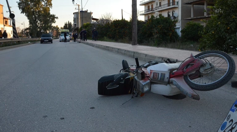 Θεσσαλονίκη: Δύο νέοι νεκροί από εκτροπή μοτοσυκλέτας στην Πολίχνη