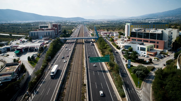 Ακυρώνονται οι αυξήσεις στα διόδια της Αττικής Οδού