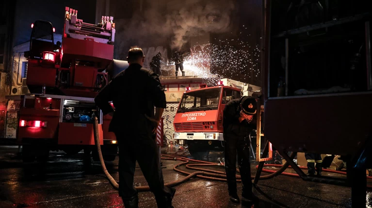 Πυρκαγιά σε διαμέρισμα στο κέντρο της Αθήνας