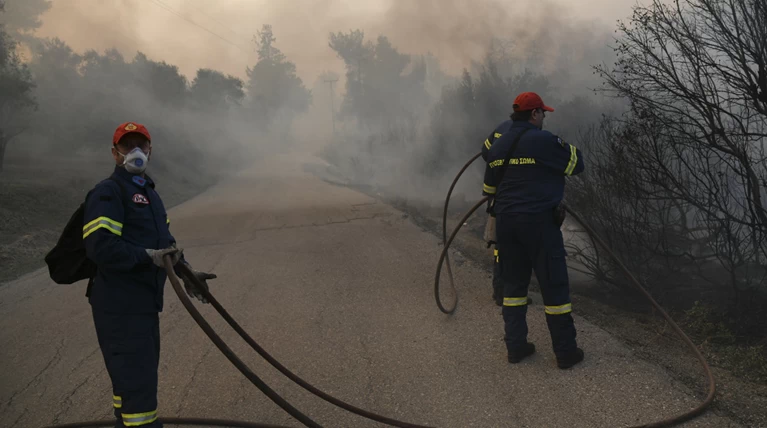 Πυρκαγιά στην Αιτωλοακαρνανία: Μεγάλη κινητοποίηση