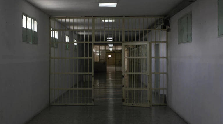 Άγρια συμπλοκή κρατουμένων στις φυλακές Αυλώνα