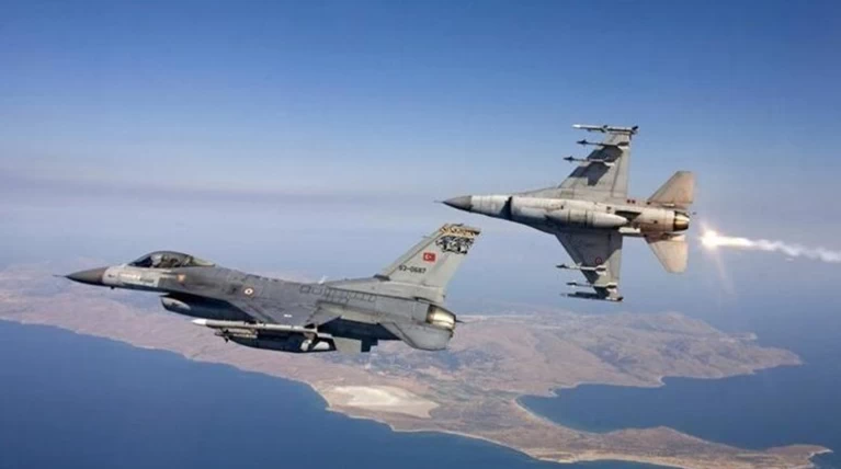 Νέο μπαράζ παραβιάσεων από τουρκικά αεροσκάφη
