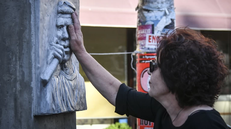 Μάγδα Φύσσα: Περιμένω κάθε βράδυ ν' ακούσω το κλειδί στην πόρτα
