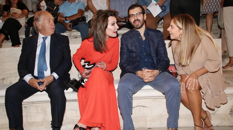 Γιάννα Αγγελοπούλου: Η σπάνια εμφάνιση με τον γιο της και τη σύντροφό του