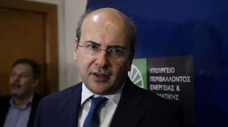 Χατζηδάκης: Καταφέραμε να αποφύγει τη χρεoκοπία η ΔΕΗ
