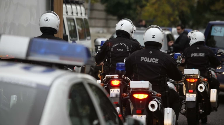 Συλλήψεις σε επιχείρηση ΕΛΑΣ στο Οικονομικό Πανεπιστήμιο & Πεδίον του Αρεως