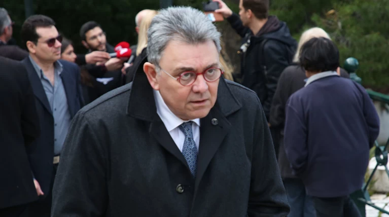 Το καρφί του Τάκη Χατζή στον ΣΚΑΪ: Τελευταία έφερε κάτι δευτεράτζες...