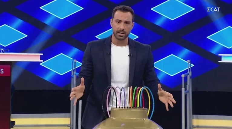 Ο Τανιμανίδης καλεί κάμερες & θυμώνει όταν τον ρωτούν για τα χαμηλά νούμερα