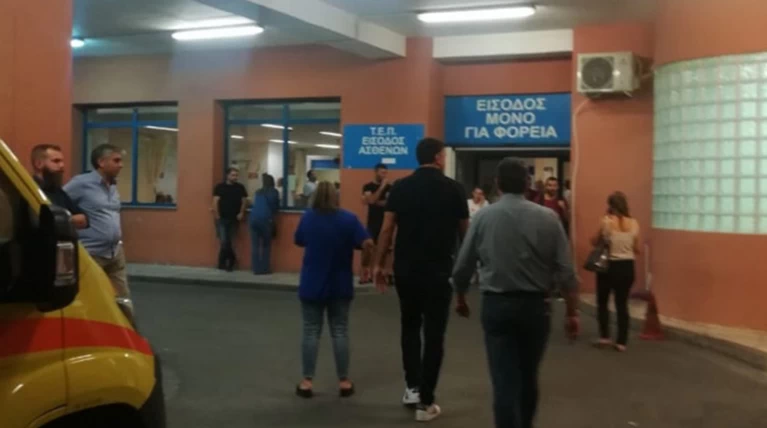 Αιφνιδιαστική επίσκεψη Κικίλια στην εφημερία του Αττικού