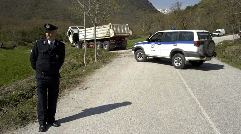 Τροχαίο στο Σουφλί με φορτηγό που μετέφερε 13 μετανάστες