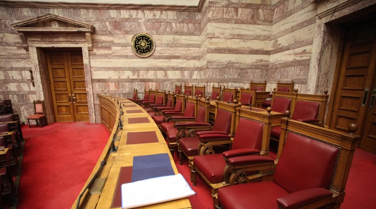 Νομοσχέδιο για άσυλο: Δριμεία κριτική από κοινωνικούς φορείς