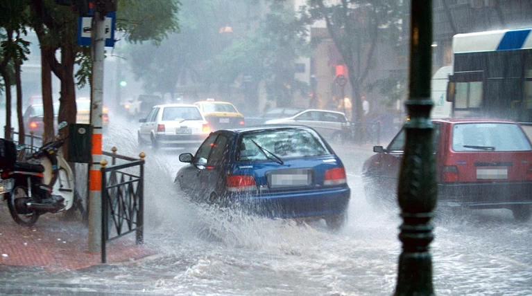 Βροχές και καταιγίδες- Ισχυρά φαινόμενα στη δυτική Ελλάδα
