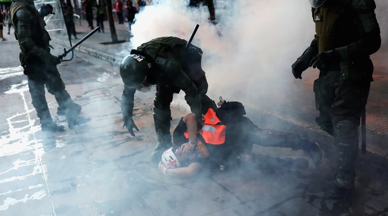 Χιλή: Νέα προσπάθεια για ηρεμία - Αύξηση κατώτερου μισθού