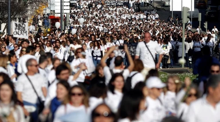 Αύξηση στον κατώτατο μισθό στην Πορτογαλία, ο χαμηλότερος στη δυτική Ευρώπη