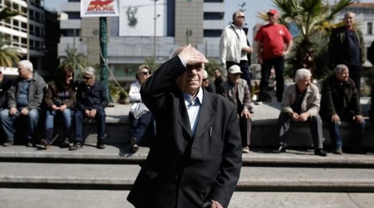 Νέο ασφαλιστικό με ελεύθερη επιλογή εισφορών