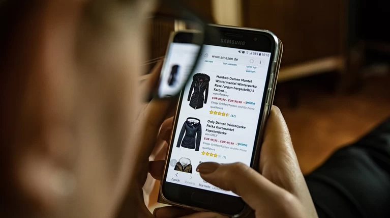 Έρευνα: Η εξάρτηση από online αγορές πρέπει να θεωρηθεί ψυχική διαταραχή