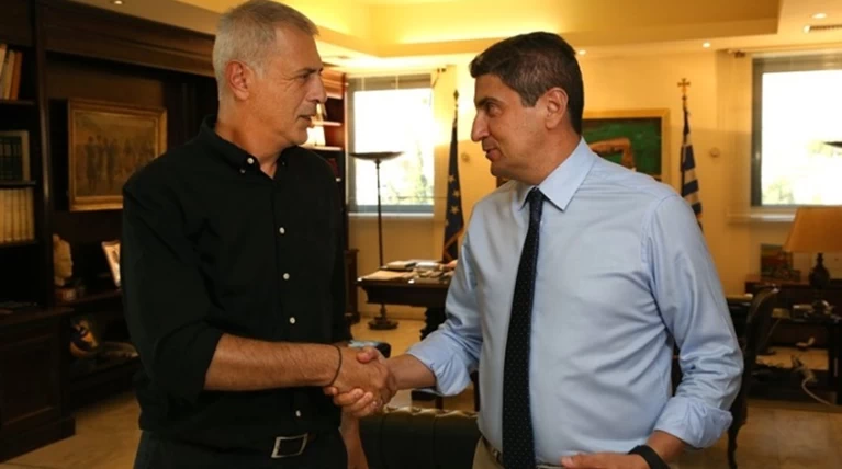 Συνάντηση Αυγενάκη με εκπροσώπους της ΠΑΕ Ολυμπιακός
