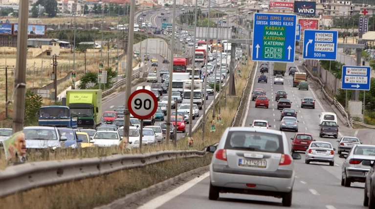Θεσσαλονίκη: Αυτόφωρο για τους «φουριόζους» οδηγούς της Περιφερειακής