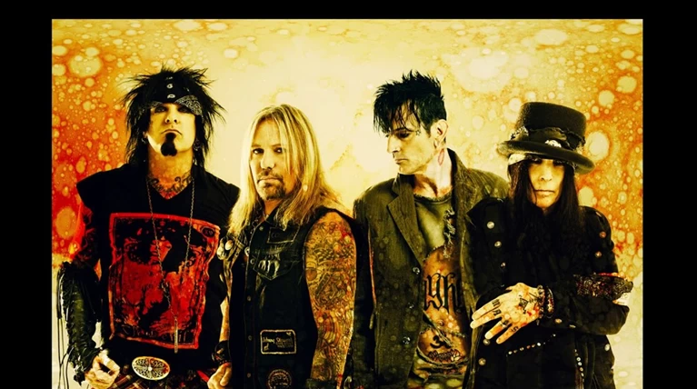Mötley Crüe όπως Πυξ-Λαξ: Επανασύνδεση ξανά για τους γερόλυκους