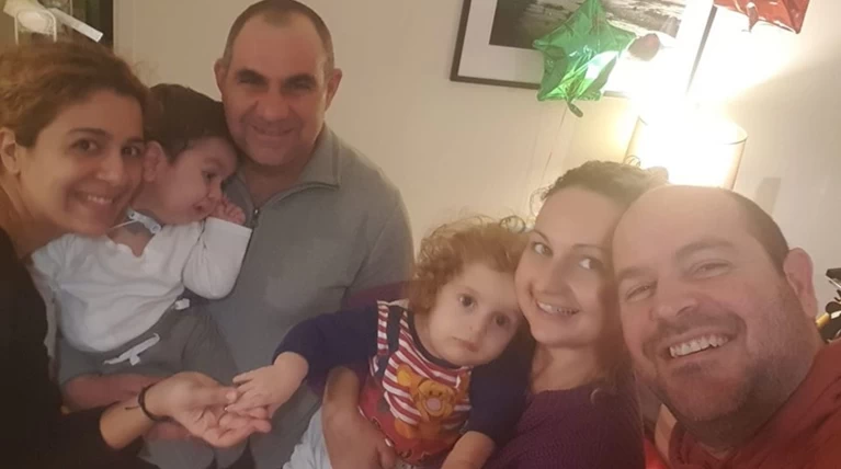 Η πρώτη συνάντηση του Παναγιώτη-Ραφαήλ με τον μικρό Αντώνη στη Βοστώνη