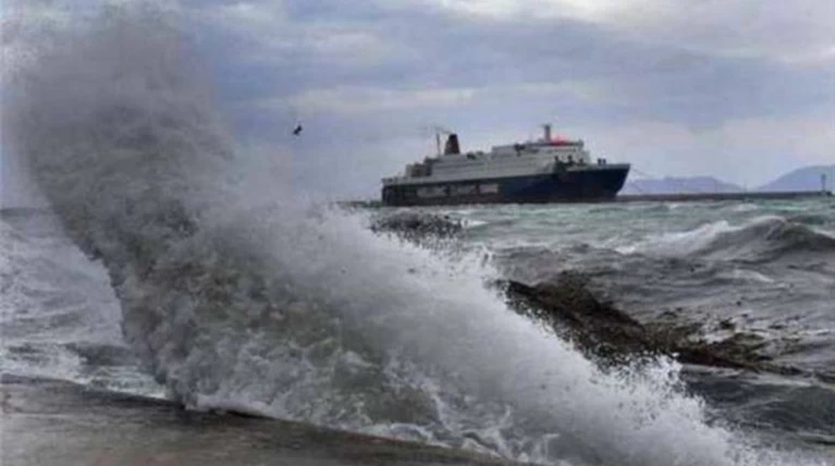 Απαγόρευση απόπλου λόγω θυελλωδών ανέμων