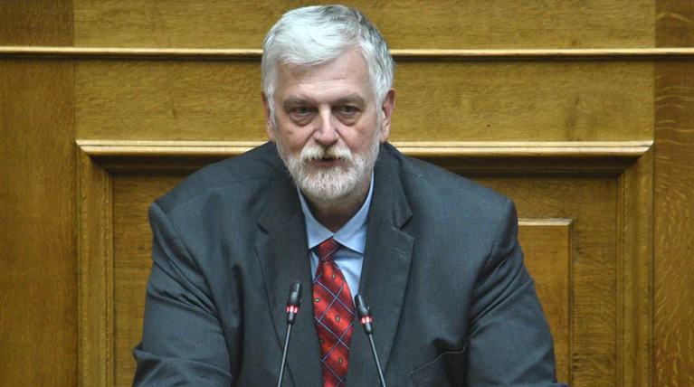 Θύμωσε ο Λοβέρδος με τον διοικητή... ετών 80