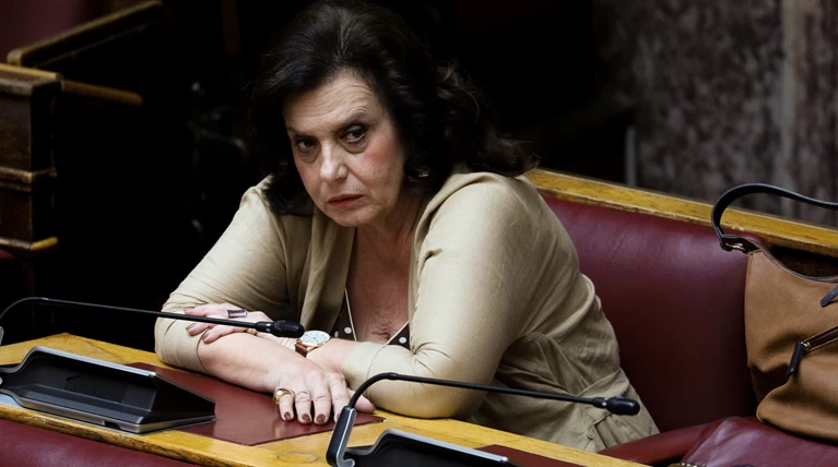 Θεοδώρα Μεγαλοοικονόμου: Μας πήραν 20 εκατ., μας έκλεβαν επί τρεις μέρες