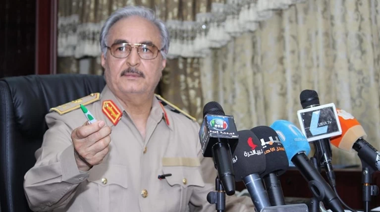 Λιβύη: Ο στρατηγός Χάφταρ δεν αναγνωρίζει τη συμφωνία με Τουρκία