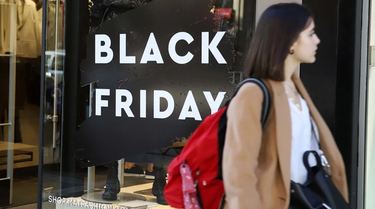 Black Friday - Cyber Monday: Ξοδέψαμε έκαστος 180 - 200 ευρώ