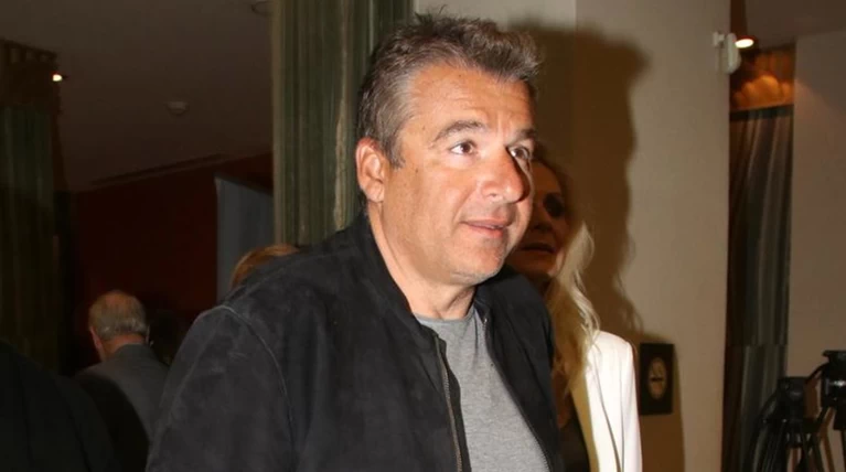 Ρουβίκωνας: Πέταξε τρικάκια στο σπίτι του Λιάγκα
