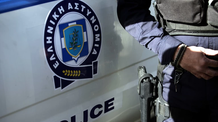Απίστευτο: 15χρονη στη Λαμία «σκηνοθέτησε» τη ληστεία της