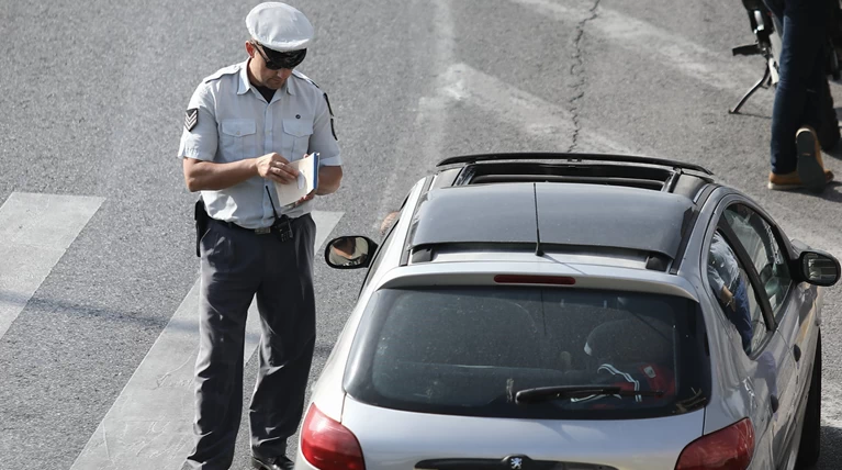 Παρκάροντας «ατάκτως»: Κόπηκαν 52.000 παραβάσεις σε 3 μήνες