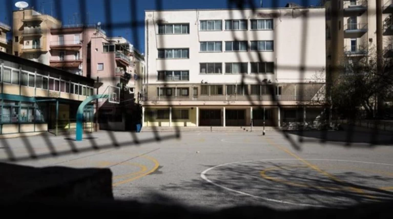 Ανοικτά σχολεία τη Δευτέρα 23 Δεκεμβρίου, θα κλείσουν για γιορτές Τρίτη!