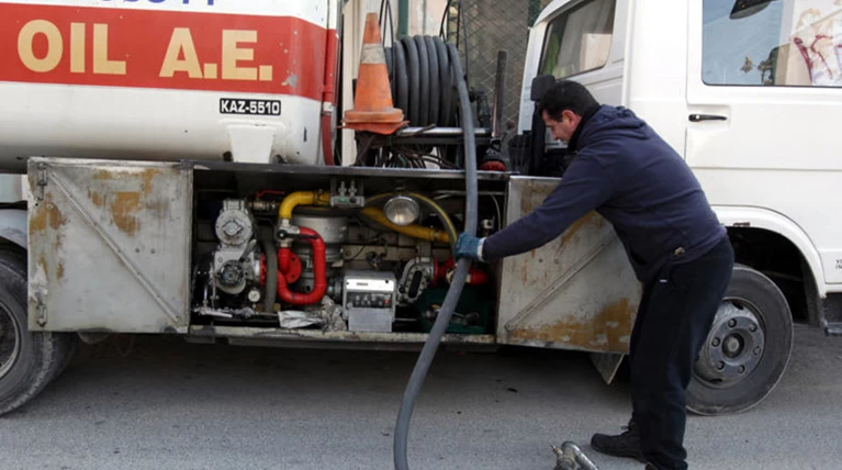 Επίδομα θέρμανσης: Ρεκόρ 500.000 αιτήσεων, αυξάνεται το ποσό