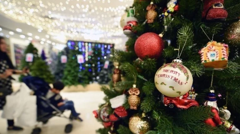 Aυτό είναι το ωράριο των καταστημάτων μέχρι την Πρωτοχρονιά