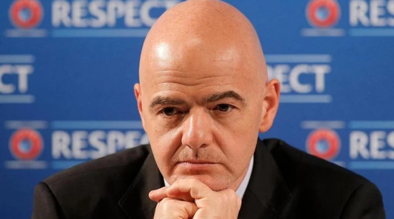 Ινφαντίνο: «Το VAR θα αποκτήσει αυτοματοποιημένο οφσάιντ»
