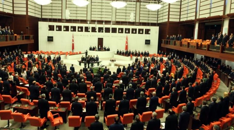 Τραβάει το σχοινί ο Ερντογάν: Στέλνει στρατό στη Λιβύη - Οι αντιδράσεις