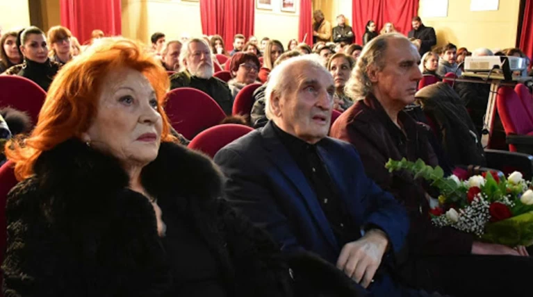 Διέρρηξαν το σπίτι του Νικήτα Τσακίρογλου & της Χρυσ. Διαβάτη