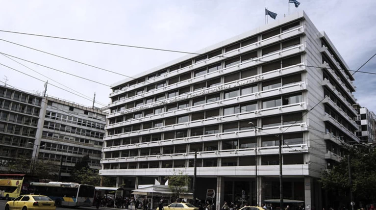 5η αξιολόγηση: Οι προτάσεις της κυβέρνησης στους θεσμούς