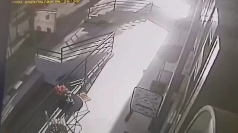 Οι πρώτες εικόνες της σύλληψης των τρομοκρατών από κάμερα