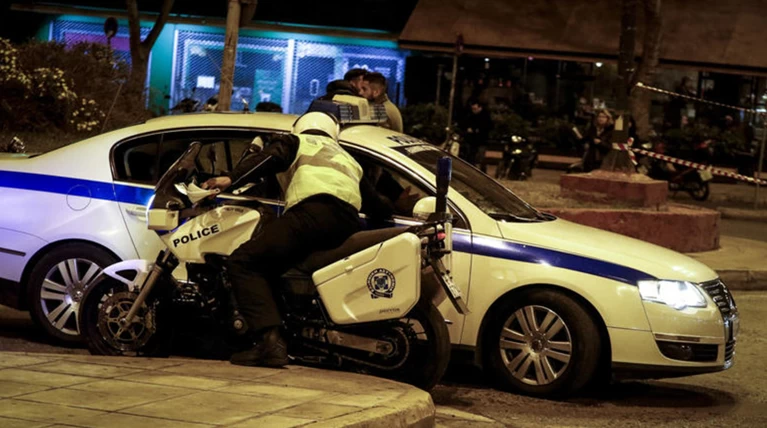 Συμπλοκή με μαχαίρια και ξύλα στη Θεσσαλονίκη - Δύο τραυματίες
