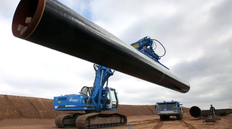 Handelsblatt: Η Ουάσινγκτον με μένος ενάντια στον North Stream 2