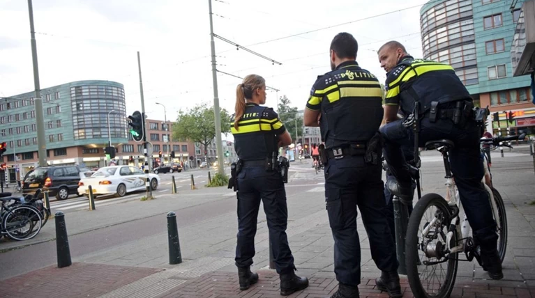 Συναγερμός στο Άμστερνταμ - Εκρήξεις σε ταχυδρομική υπηρεσία