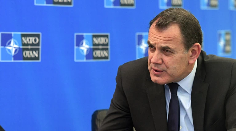 Προσφυγικό: Ενίσχυση της νατοϊκής παρουσίας στο Αιγαίο, ζήτησε ο υπ. Άμυνας